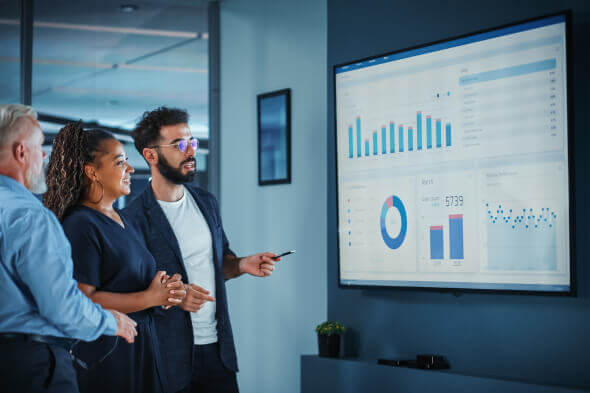 Customer Support Center: Enhanced Analytics