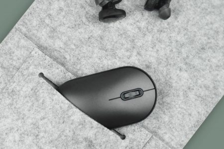 MIIIW Mute Bluetooth Dual Mode Mouse Air